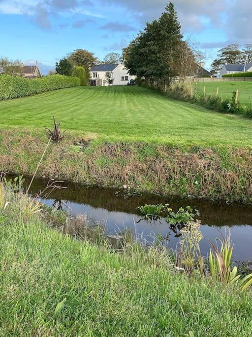 Breathnach Cottage Annex Knockleagha Ballina F26 D7E2 Экстерьер фото
